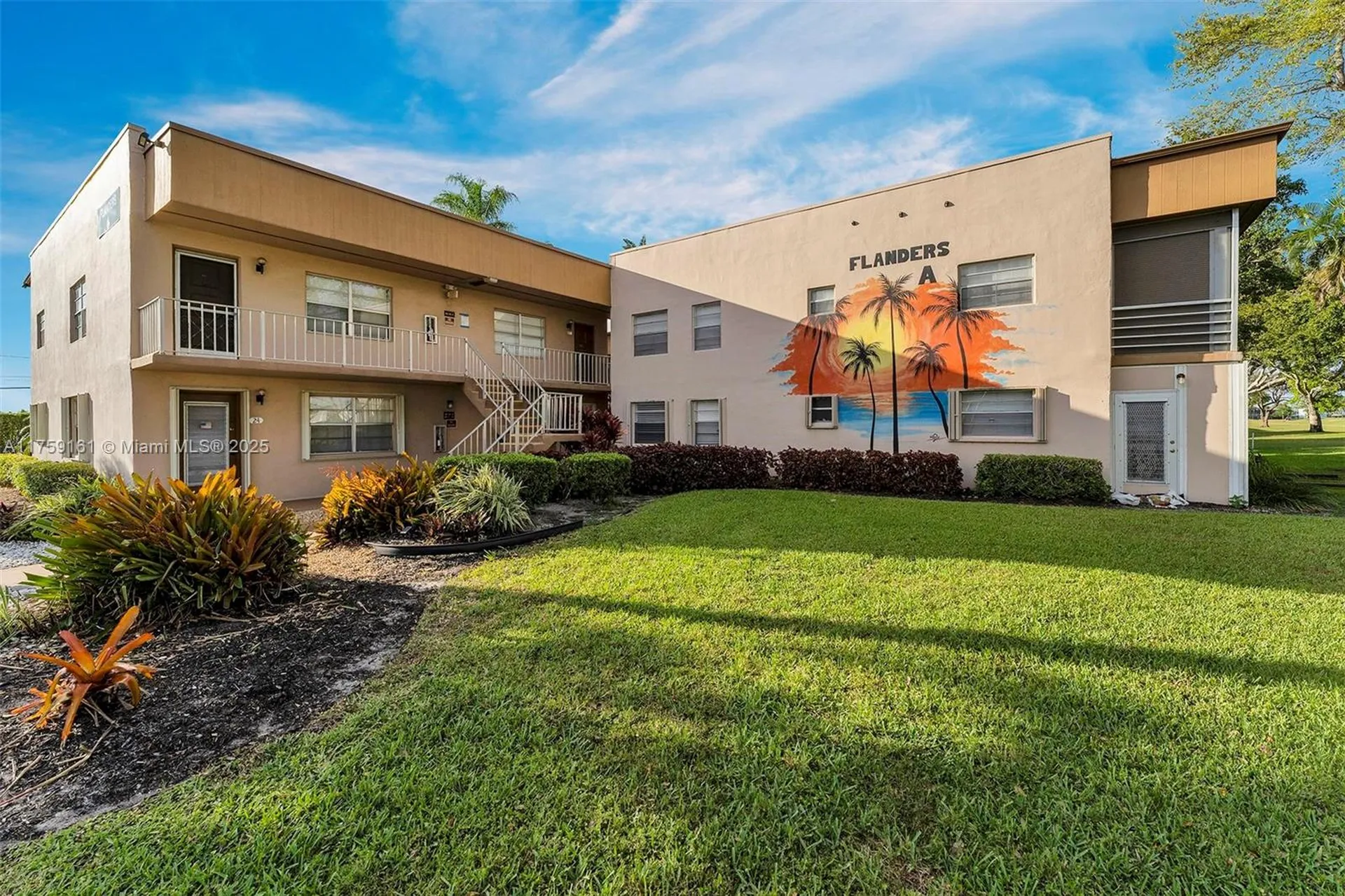 38 Flanders A Delray Beach FL 33484