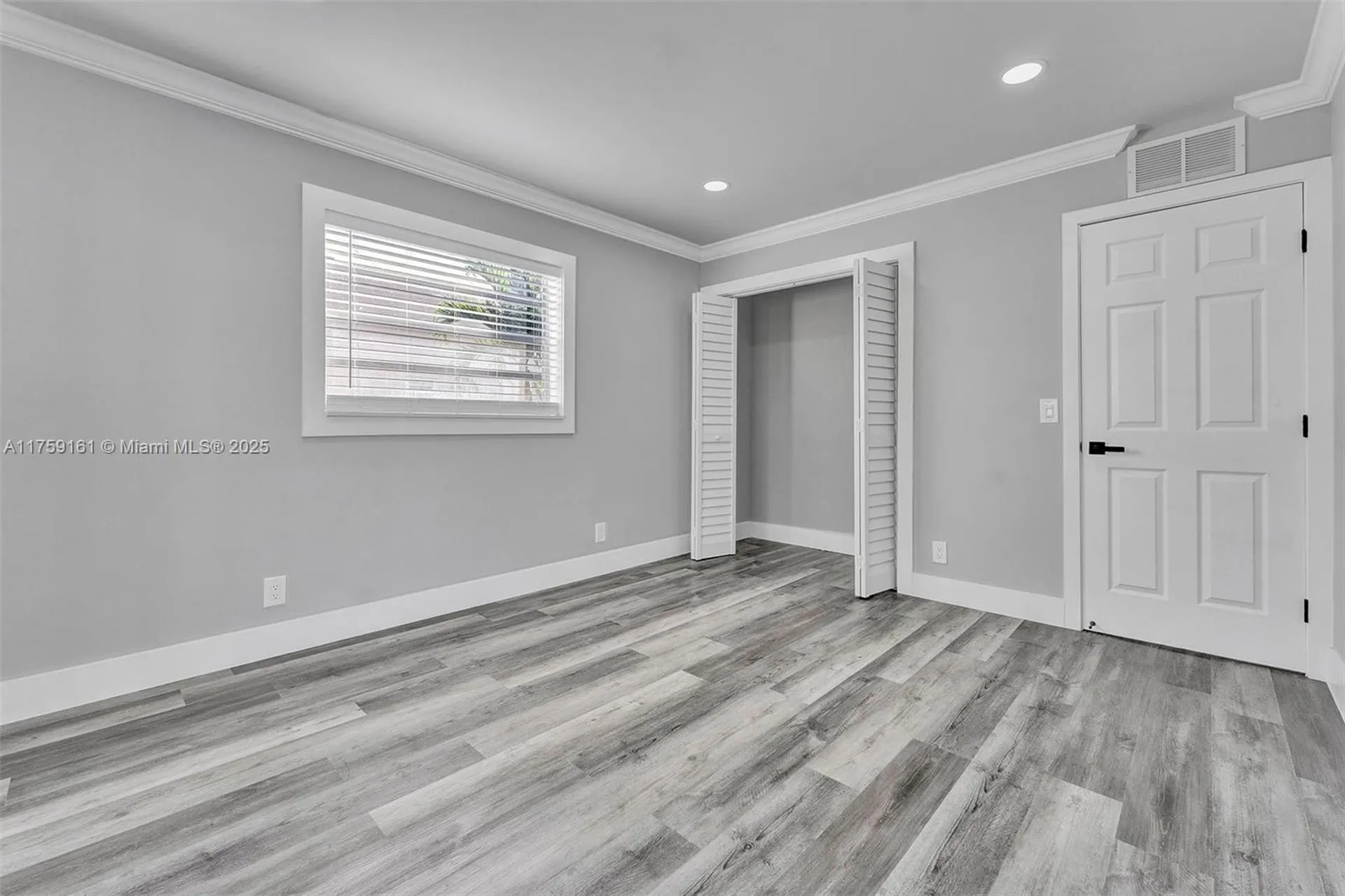 38 Flanders A Delray Beach FL 33484