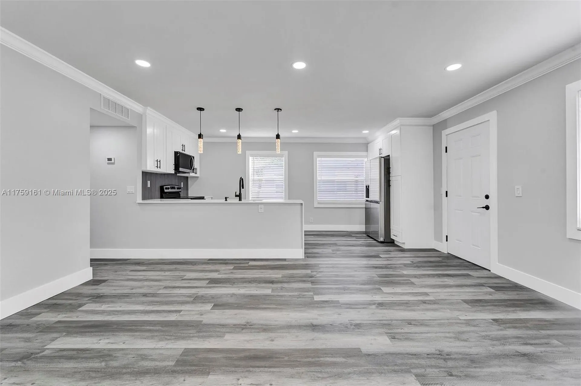 38 Flanders A Delray Beach FL 33484