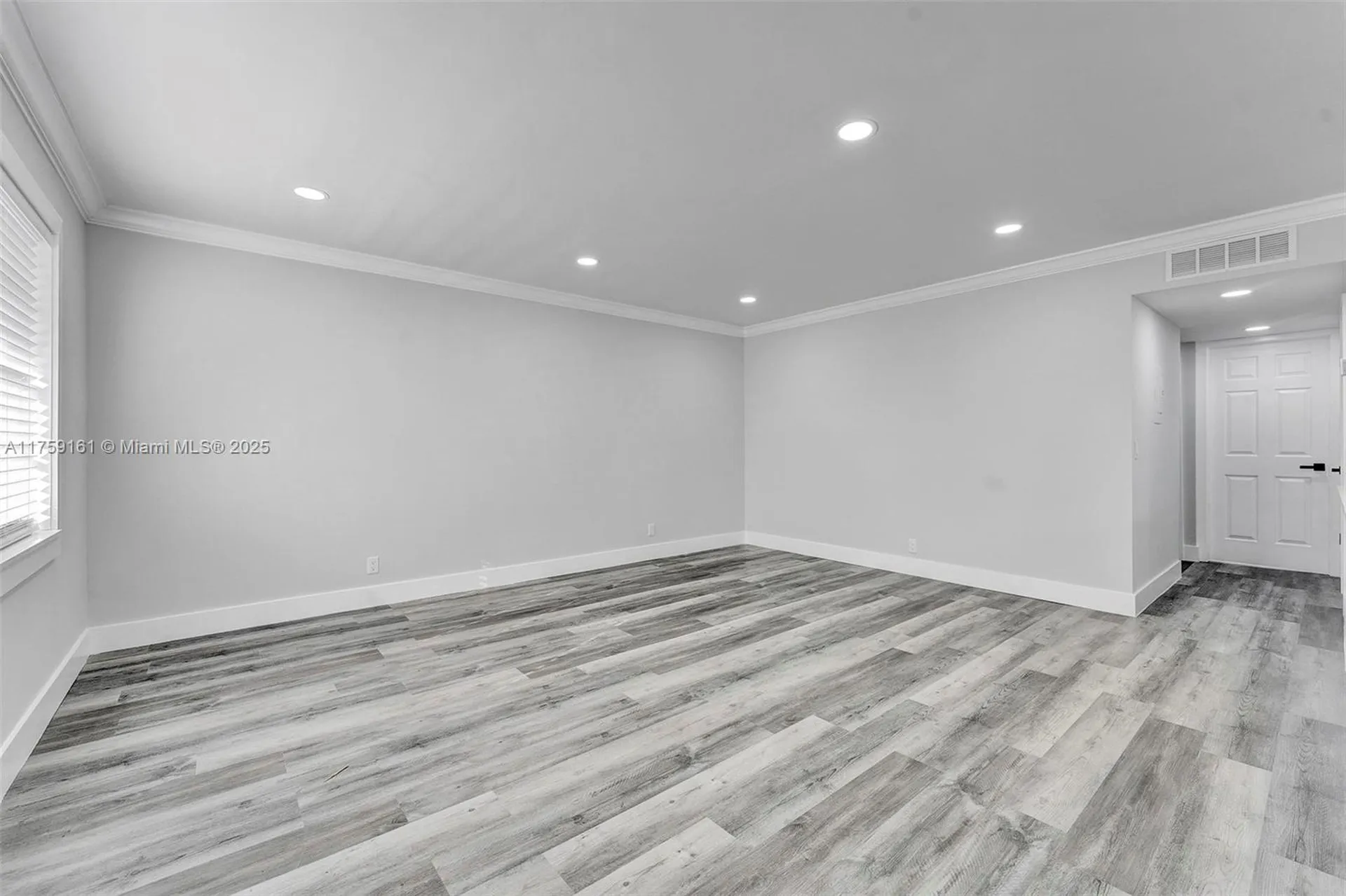 38 Flanders A Delray Beach FL 33484