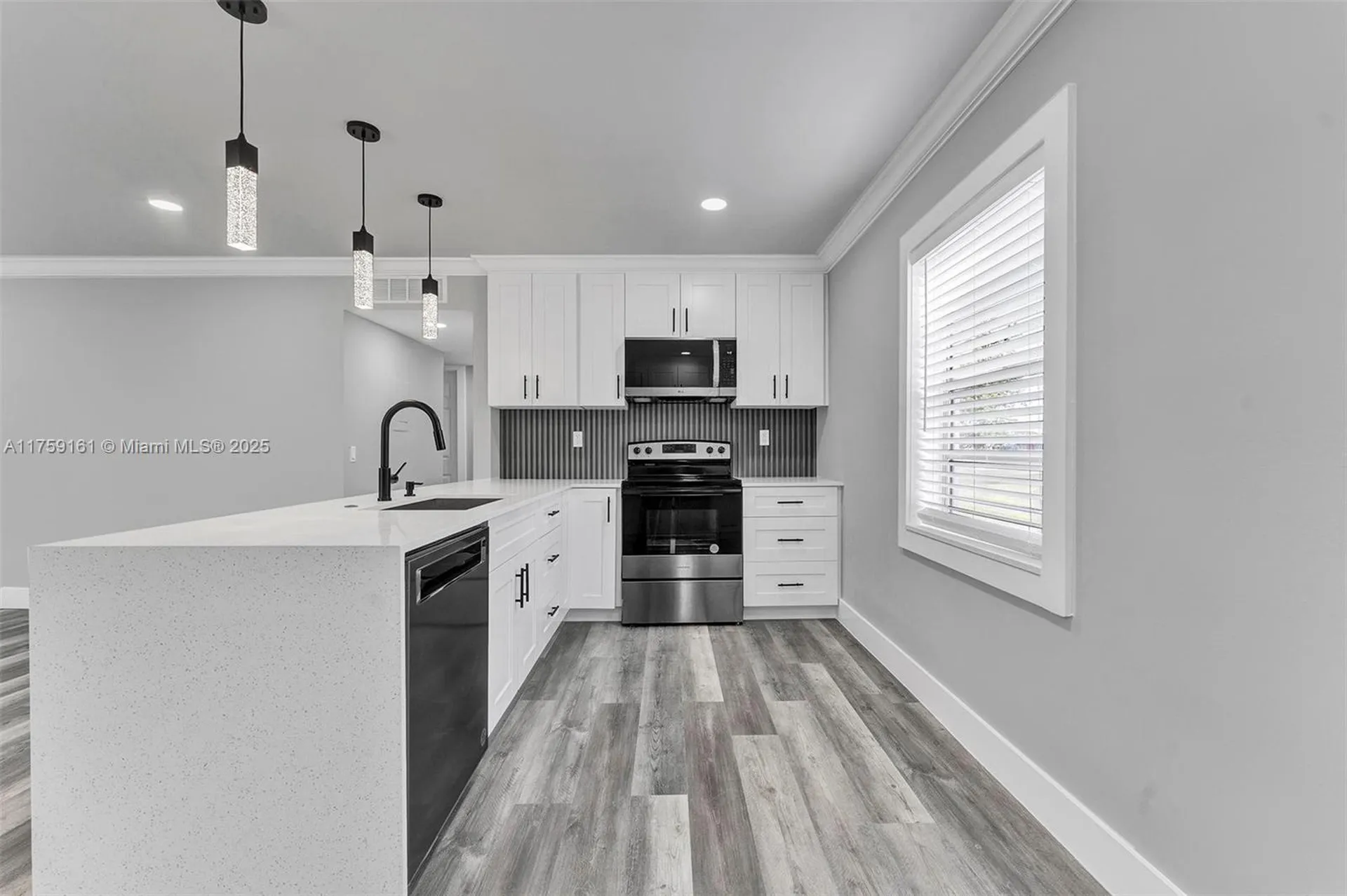 38 Flanders A Delray Beach FL 33484