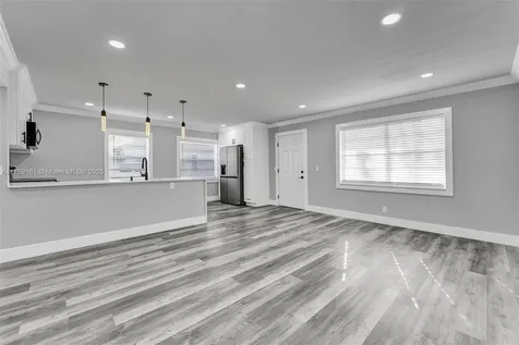 38 Flanders A Delray Beach FL 33484