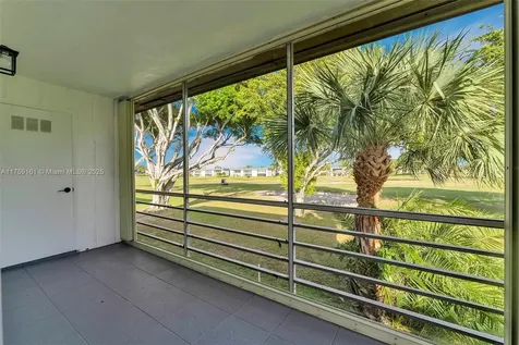 38 Flanders A Delray Beach FL 33484