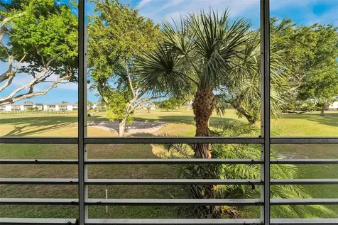 38 Flanders A Delray Beach FL 33484