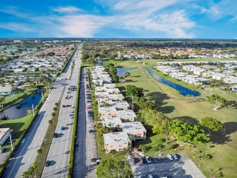 38 Flanders A Delray Beach FL 33484