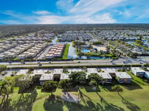 38 Flanders A Delray Beach FL 33484