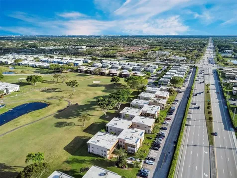 38 Flanders A Delray Beach FL 33484