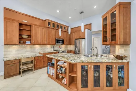630 Heritage Drive Weston FL 33326