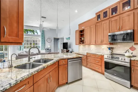 630 Heritage Drive Weston FL 33326