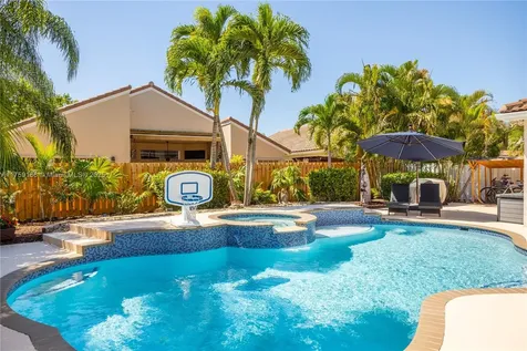 630 Heritage Drive Weston FL 33326