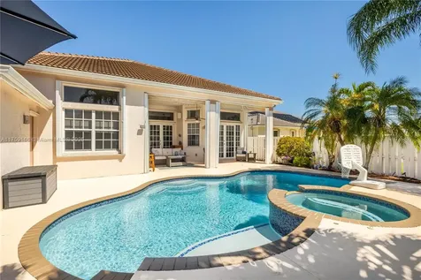 630 Heritage Drive Weston FL 33326