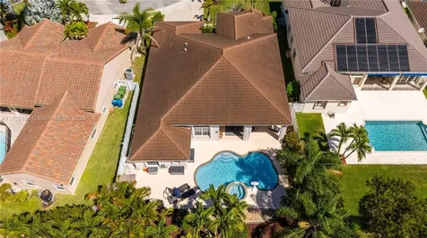 630 Heritage Drive Weston FL 33326