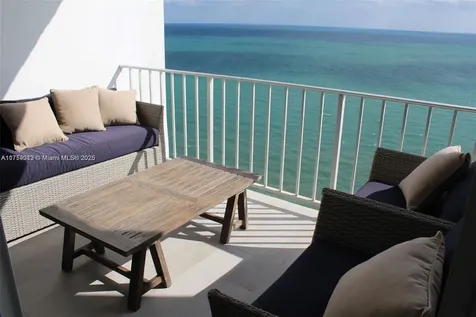 881 Ocean Drive Key Biscayne FL 33149