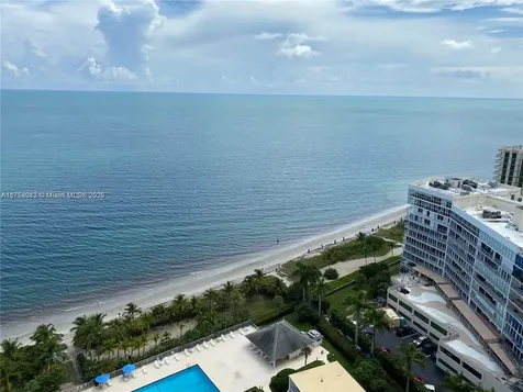 881 Ocean Drive Key Biscayne FL 33149
