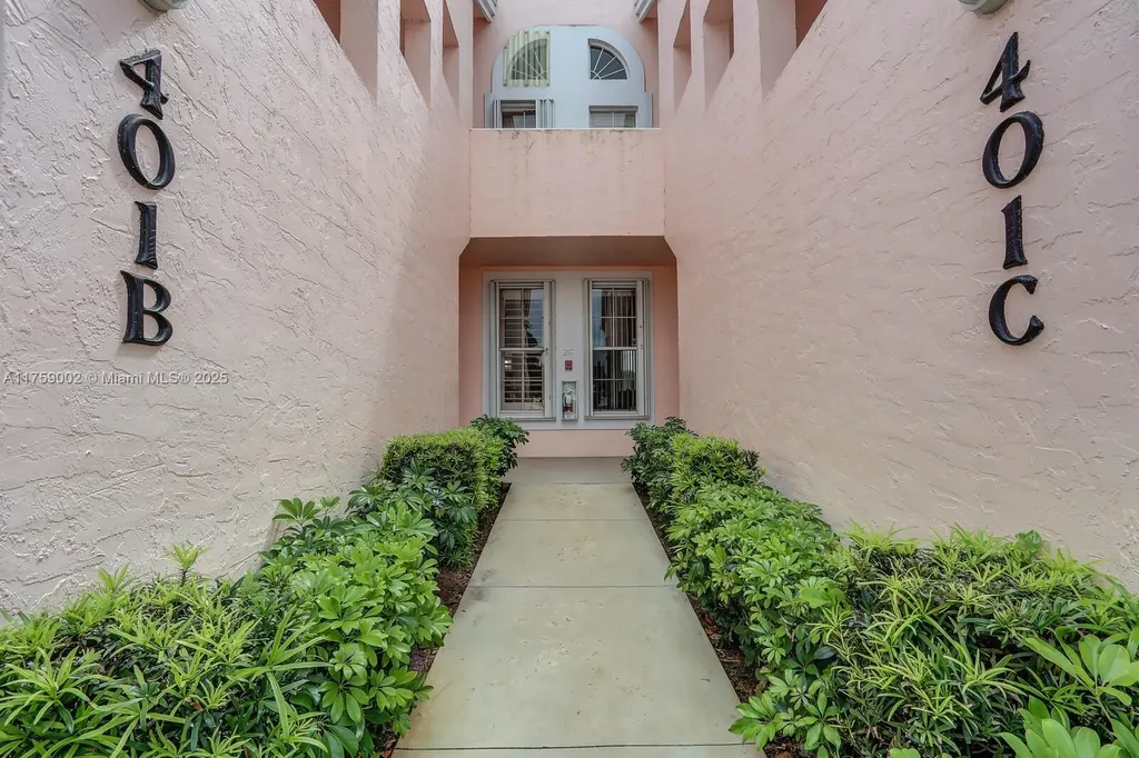 401b Muirfield Court Jupiter FL 33458