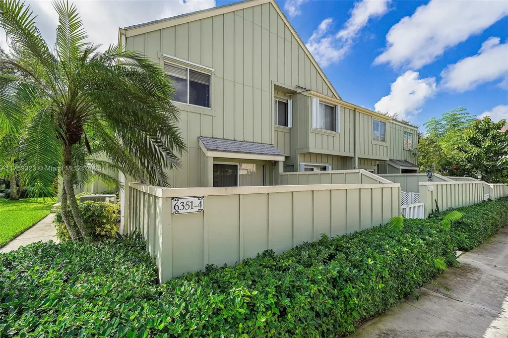 6351 Riverwalk Lane Jupiter FL 33458