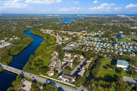 6351 Riverwalk Lane Jupiter FL 33458