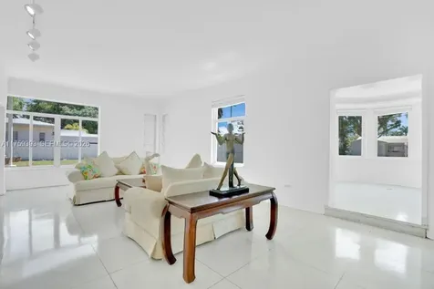 5861 La Gorce Drive Miami Beach FL 33140