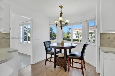 5861 La Gorce Drive Miami Beach FL 33140