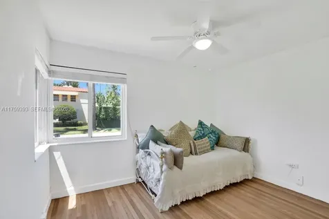 5861 La Gorce Drive Miami Beach FL 33140