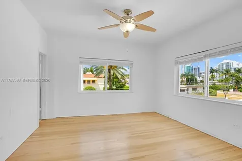 5861 La Gorce Drive Miami Beach FL 33140