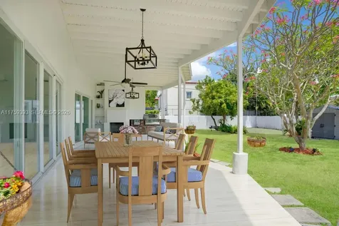 5861 La Gorce Drive Miami Beach FL 33140