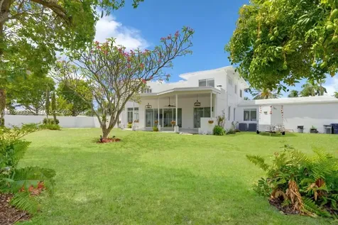 5861 La Gorce Drive Miami Beach FL 33140