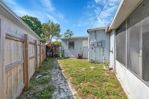 6545 SW 20th Street Miramar FL 33023