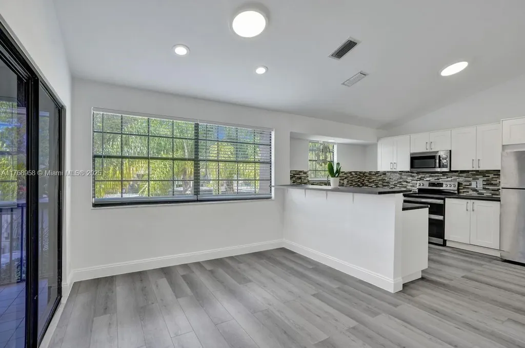 1627 Cypress Pointe Drive Coral Springs FL 33071