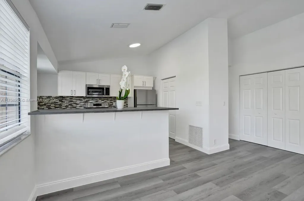 1627 Cypress Pointe Drive Coral Springs FL 33071