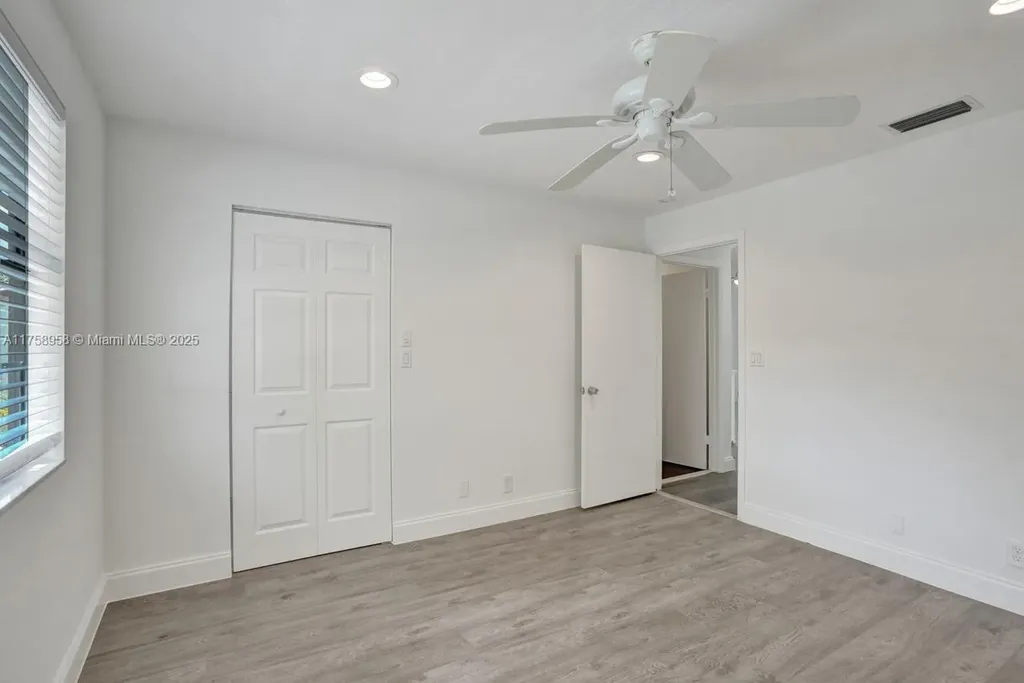 1627 Cypress Pointe Drive Coral Springs FL 33071