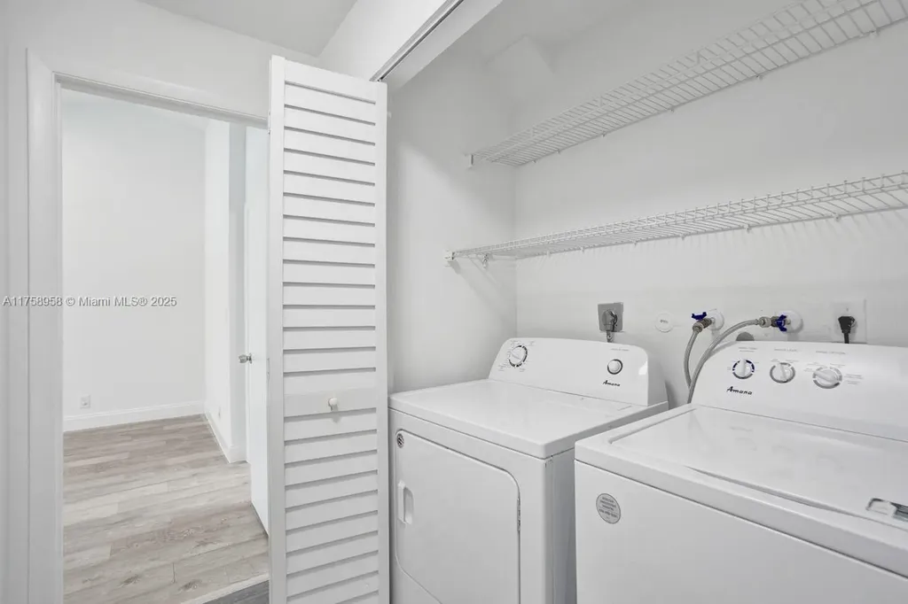 1627 Cypress Pointe Drive Coral Springs FL 33071