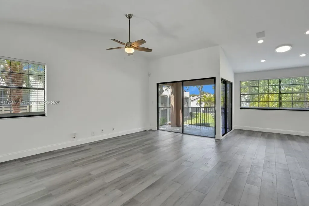 1627 Cypress Pointe Drive Coral Springs FL 33071