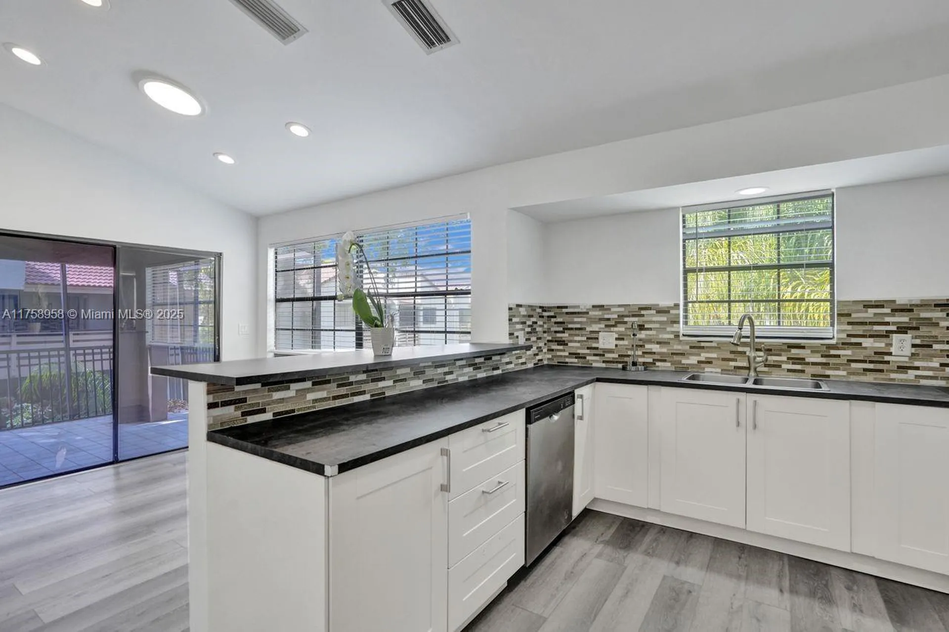 1627 Cypress Pointe Drive Coral Springs FL 33071