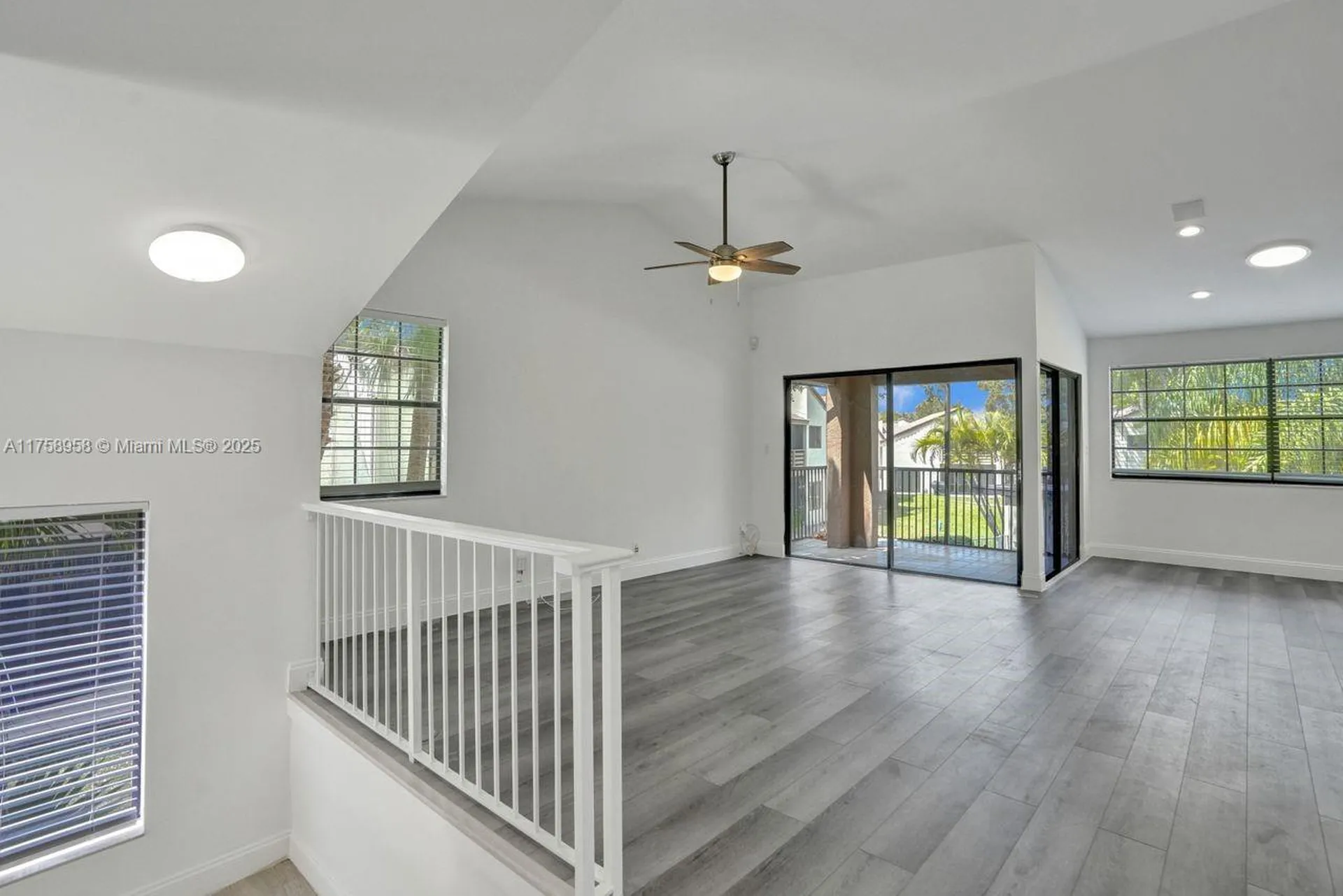 1627 Cypress Pointe Drive Coral Springs FL 33071