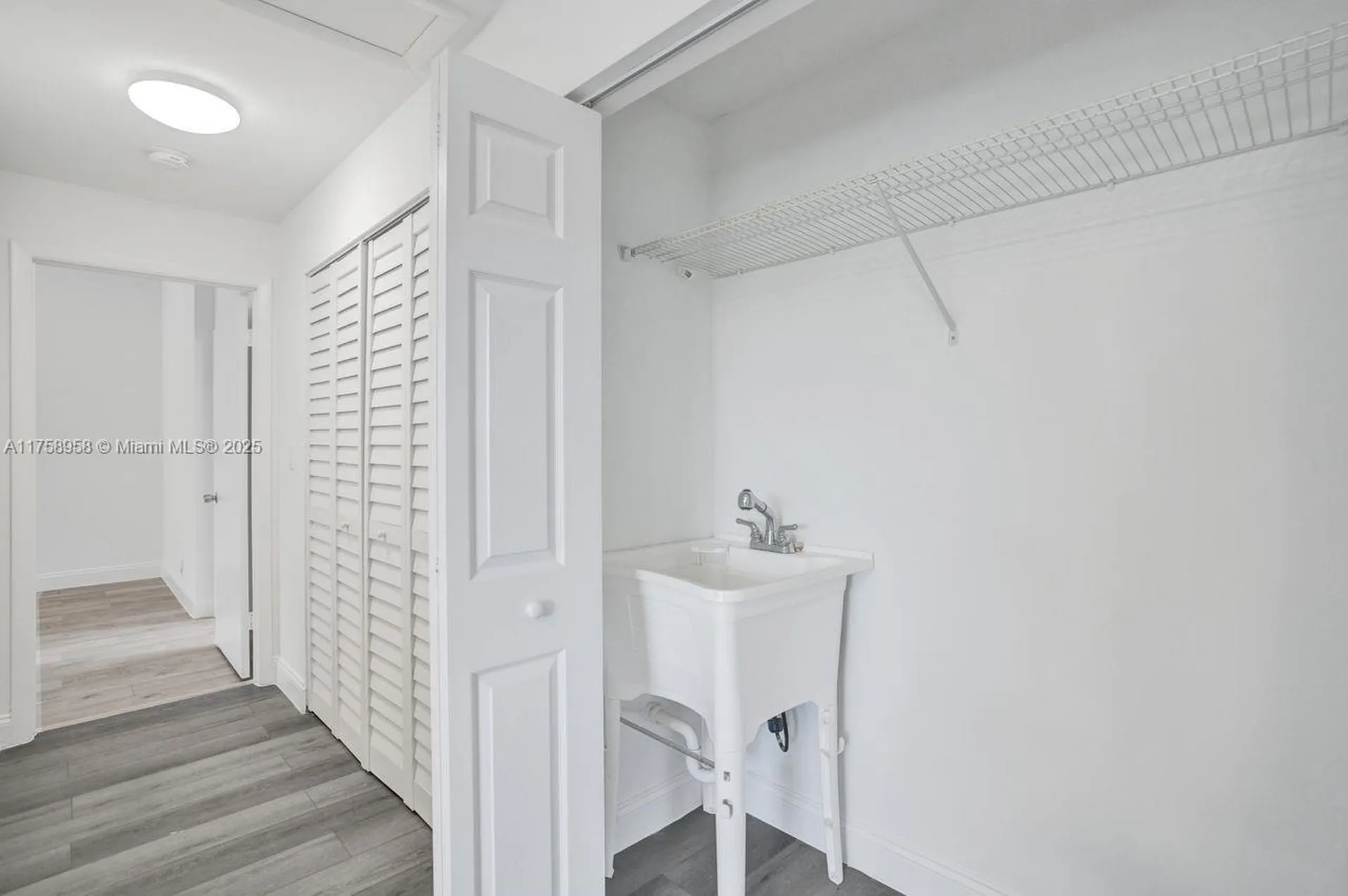 1627 Cypress Pointe Drive Coral Springs FL 33071