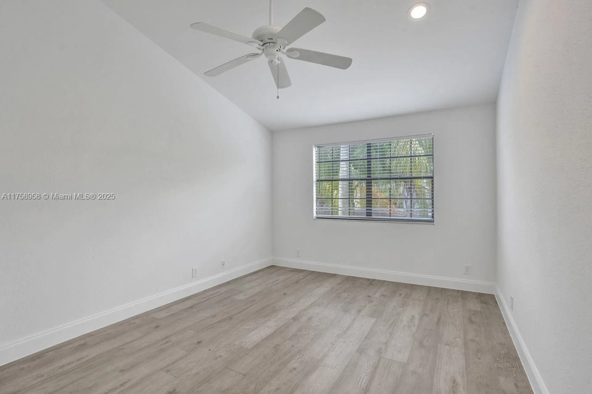 1627 Cypress Pointe Drive Coral Springs FL 33071