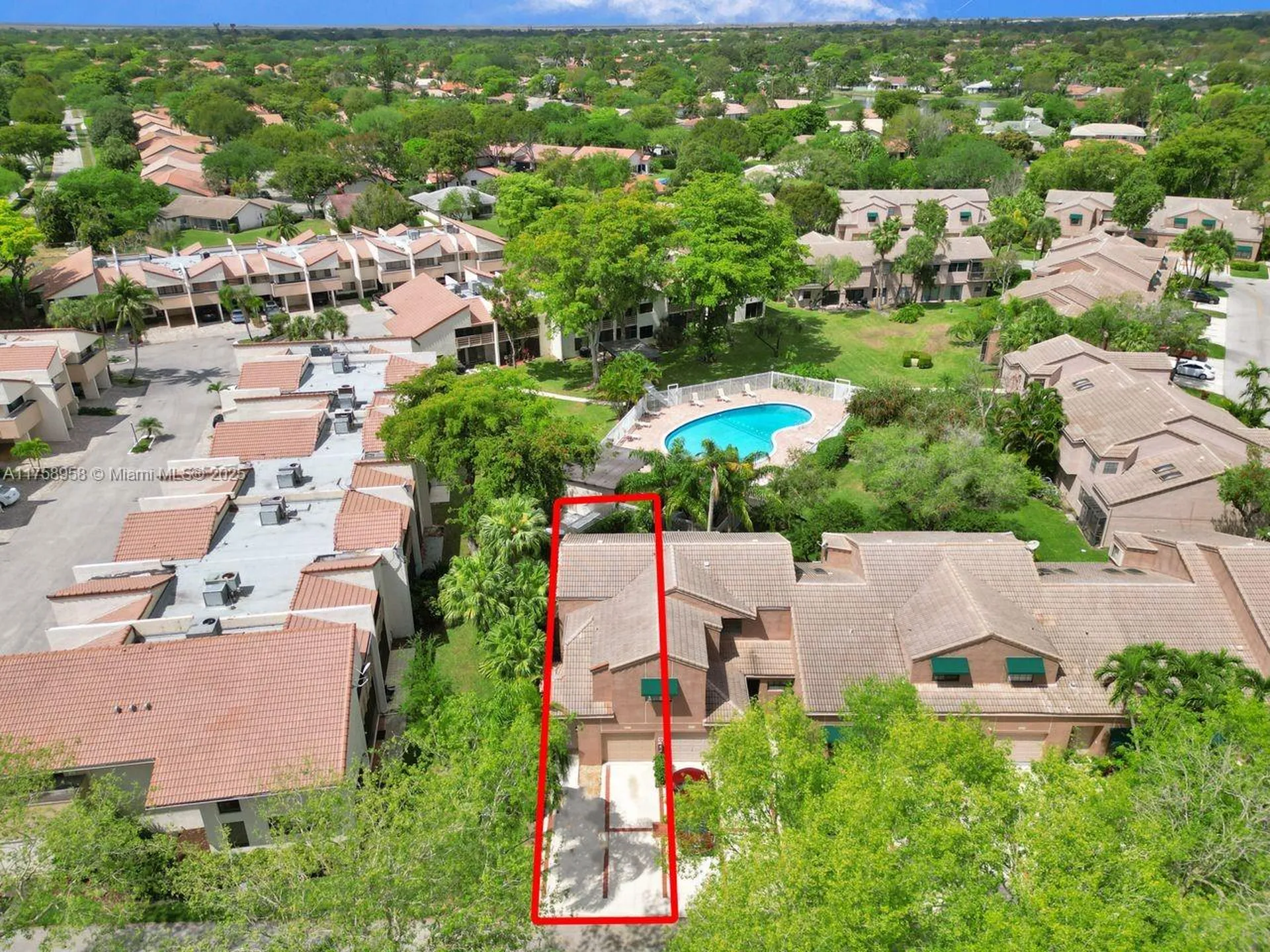 1627 Cypress Pointe Drive Coral Springs FL 33071