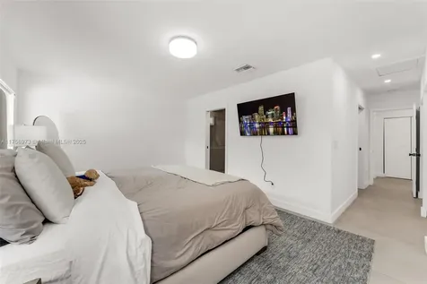 4739 San Amaro Drive Coral Gables FL 33146