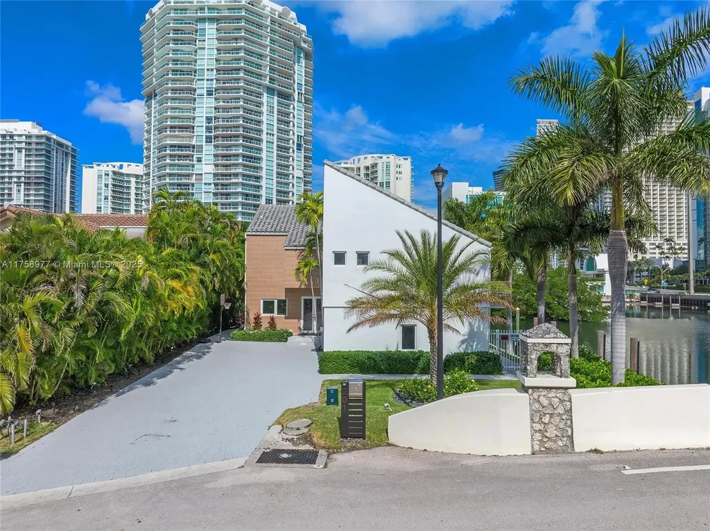 201 Atlantic Avenue Sunny Isles Beach FL 33160