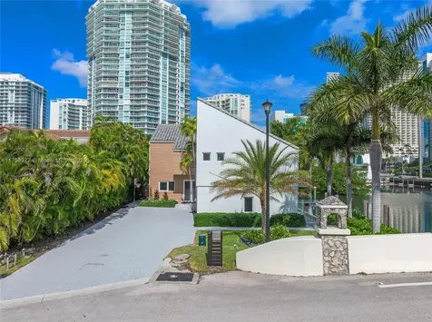 201 Atlantic Avenue Sunny Isles Beach FL 33160