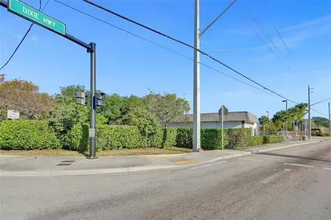 3311 N Dixie Highway Pompano Beach FL 33064