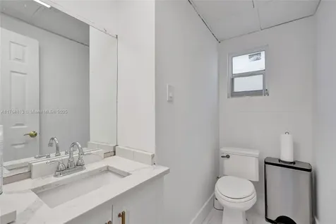 3311 N Dixie Highway Pompano Beach FL 33064