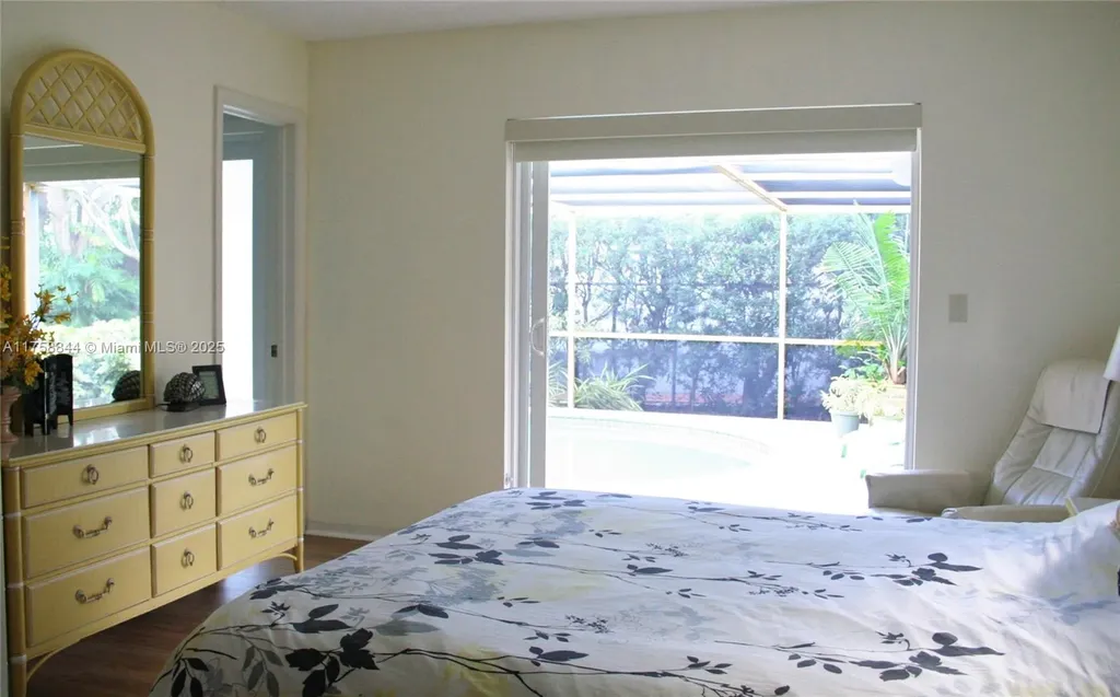 1933 Twin Dolphin Lane Fort Lauderdale FL 33316