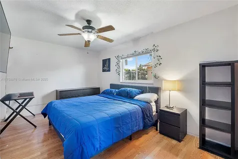 9905 NW 71st Street Tamarac FL 33321