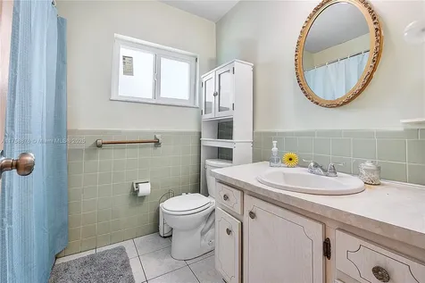 9905 NW 71st Street Tamarac FL 33321