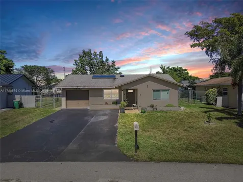 9905 NW 71st Street Tamarac FL 33321