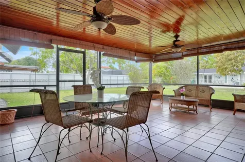1740 SW 92nd Court Miami FL 33165
