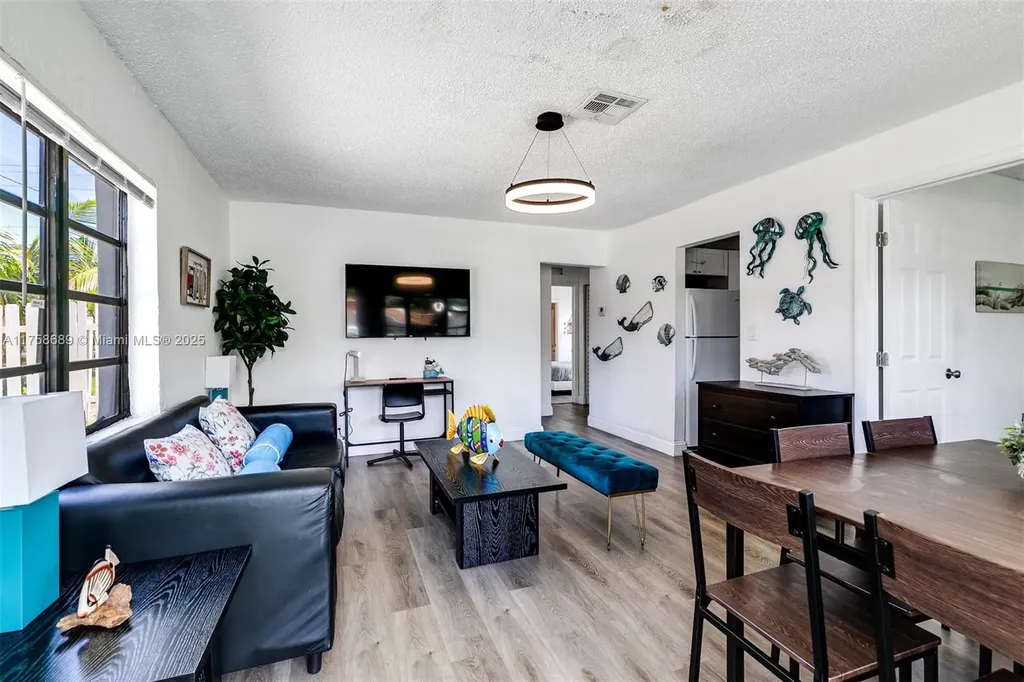 4300 SW 28th Street West Park FL 33023