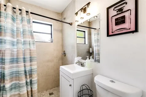 4300 SW 28th Street West Park FL 33023